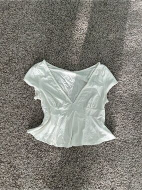 V-Neck BABYDOLL Women's Top in WHITE